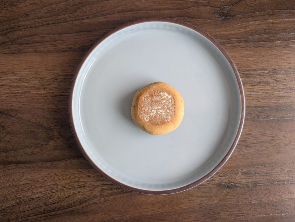 「京のおまんじゅう　八重」裏(中身)