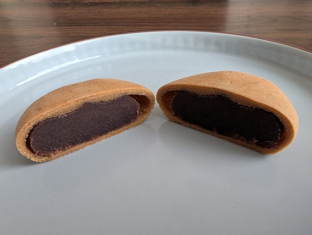 「京のおまんじゅう　八重」餡はこしあん